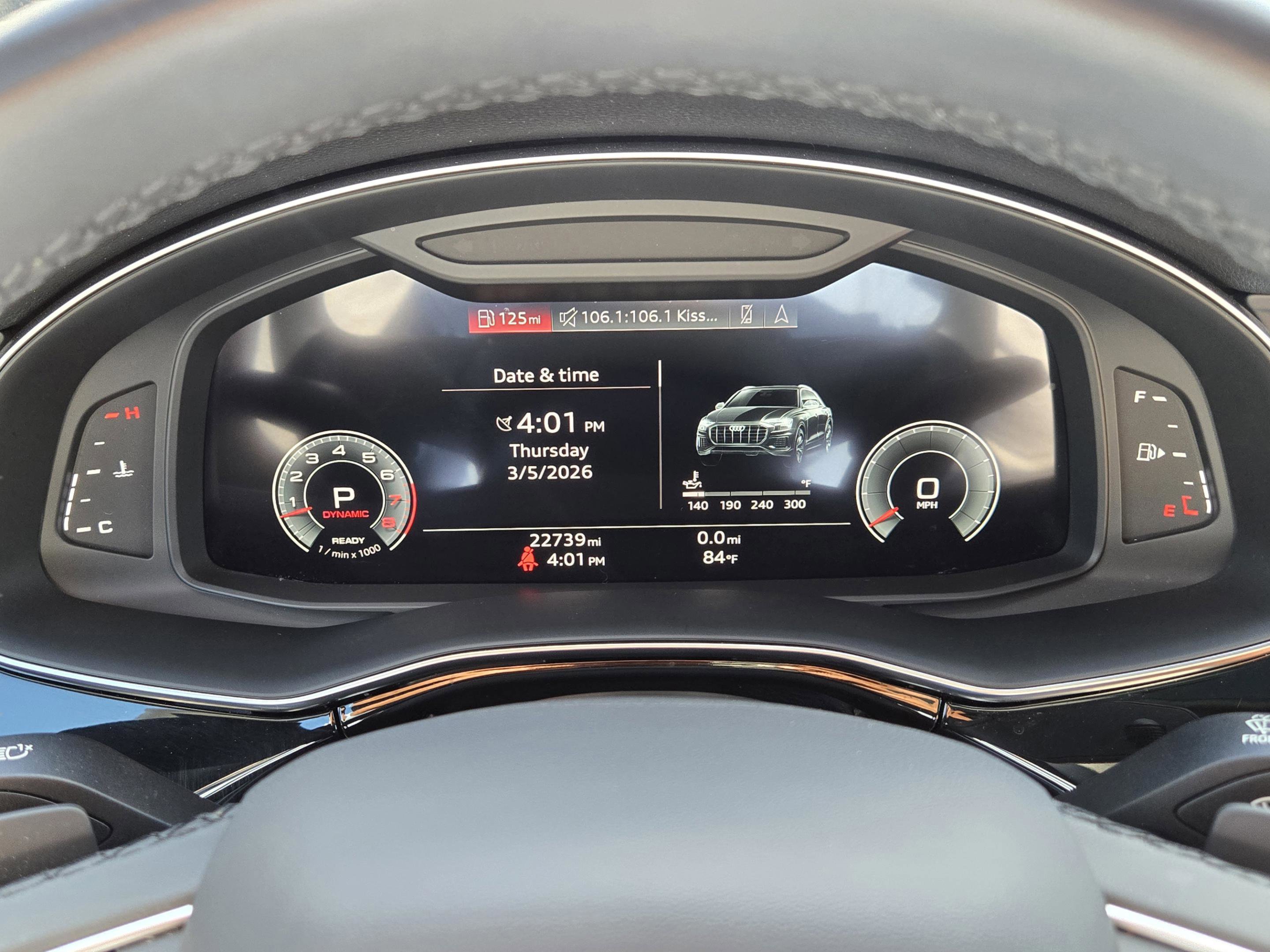 Used 2023 Audi Q8 Premium image 15