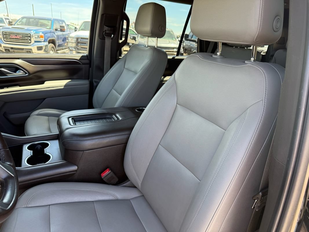 Used 2021 Chevrolet Tahoe Z71 w/ Z71 Off-Road Package AWD/4WD image 31