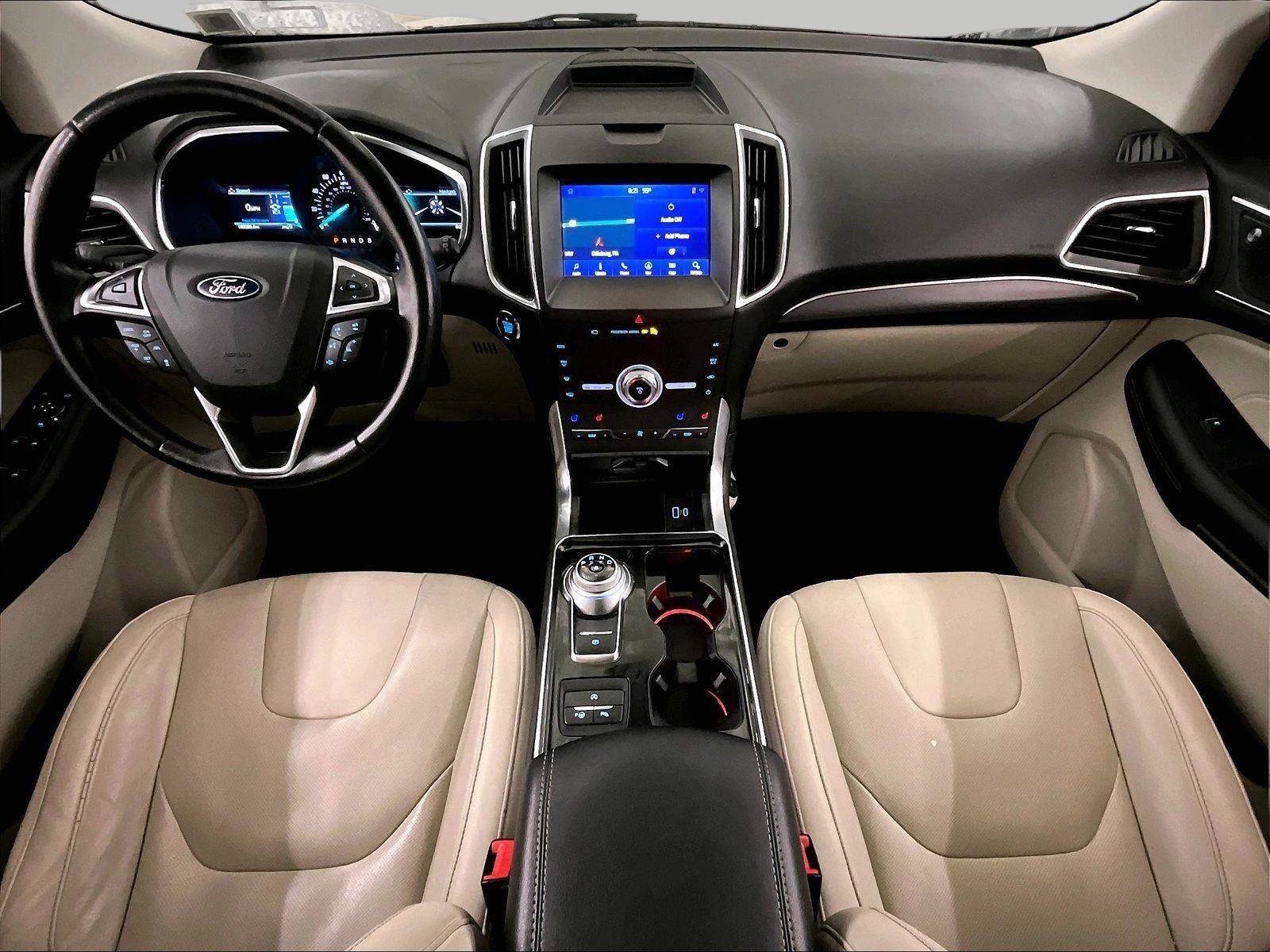 Used 2020 Ford Edge Titanium w/ Equipment Group 301A AWD/4WD image 14