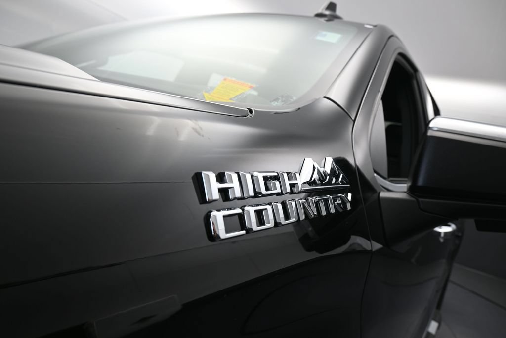 Used 2026 Chevrolet Silverado 1500 High Country RWD image 31