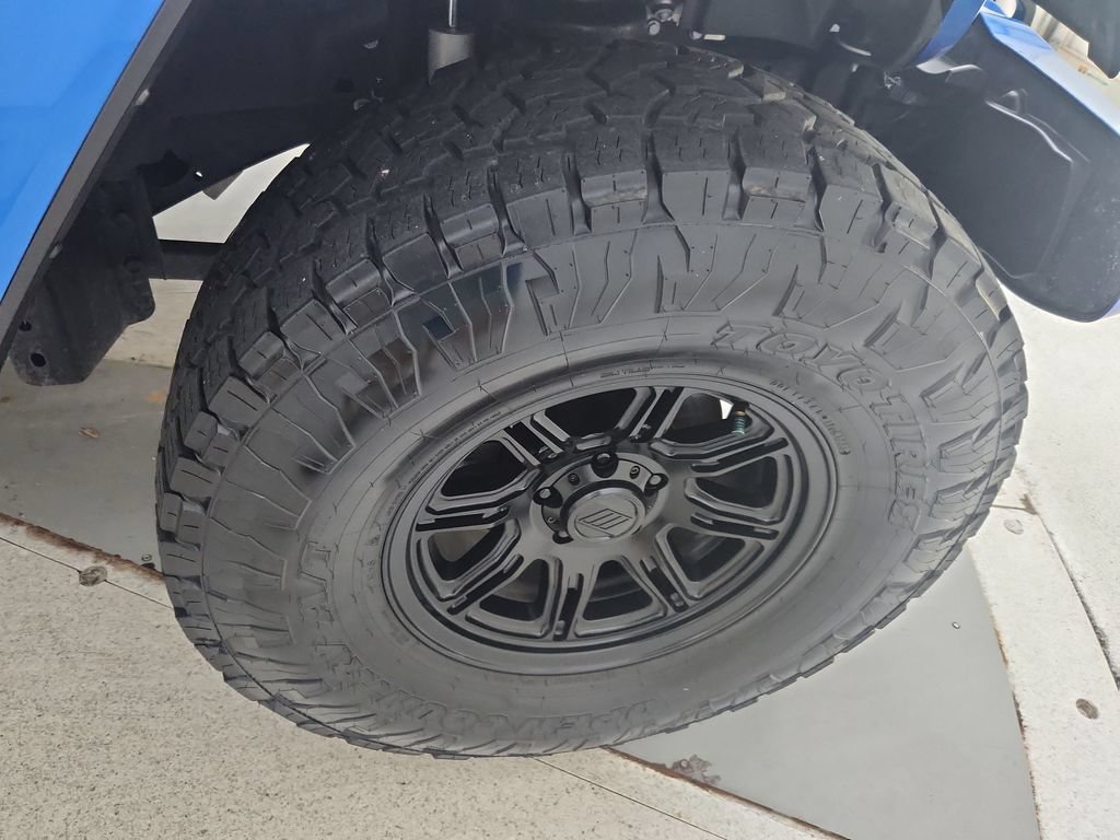 Certified 2023 Jeep Gladiator Overland AWD/4WD image 37