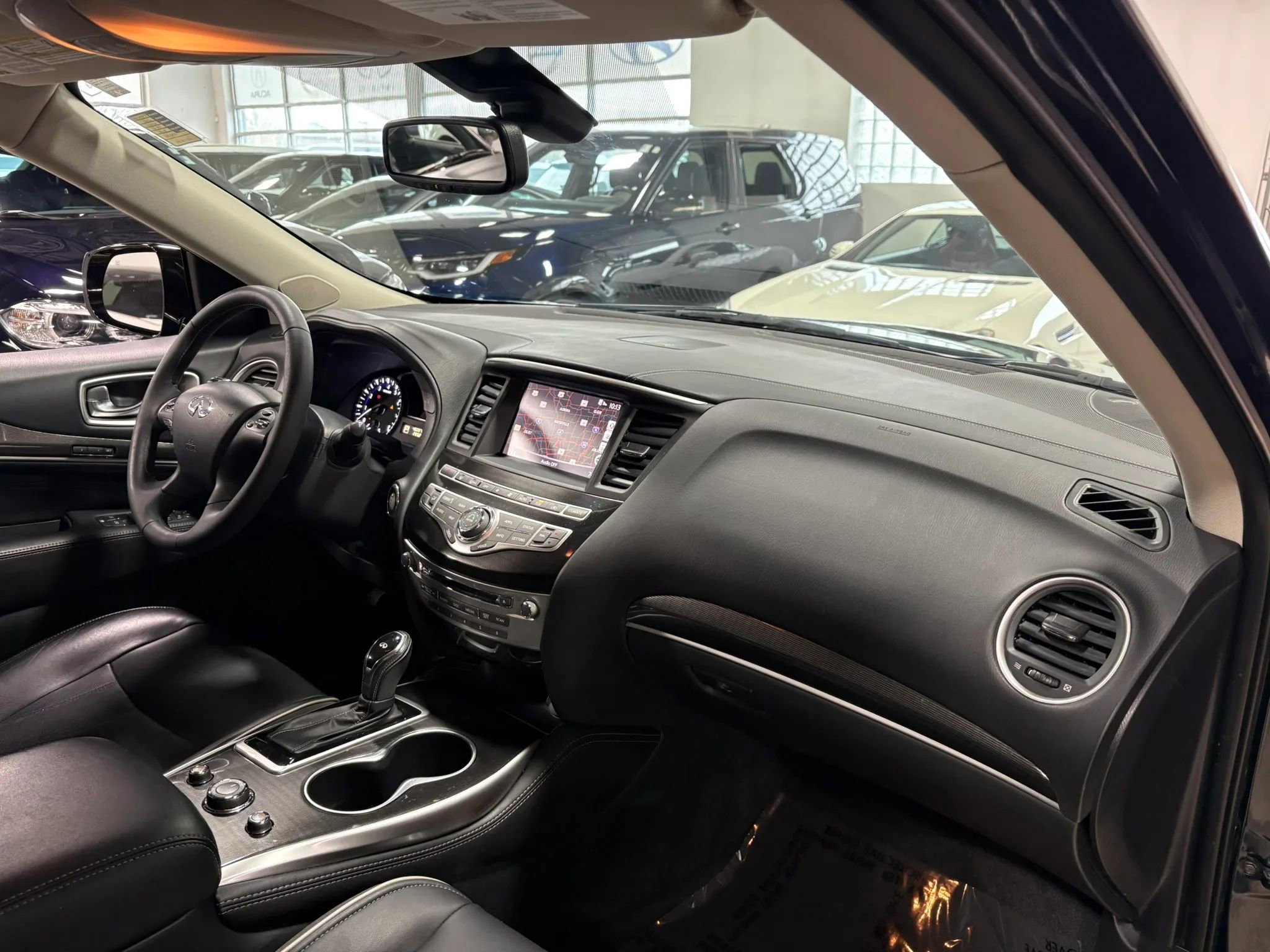 Used 2018 INFINITI QX60 AWD w/ Premium Plus Package image 8