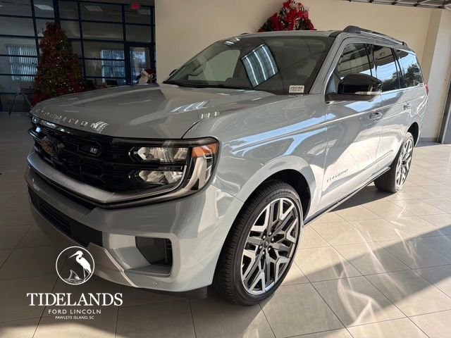 New 2026 Ford Expedition Platinum w/ Platinum Ultimate Package image 4