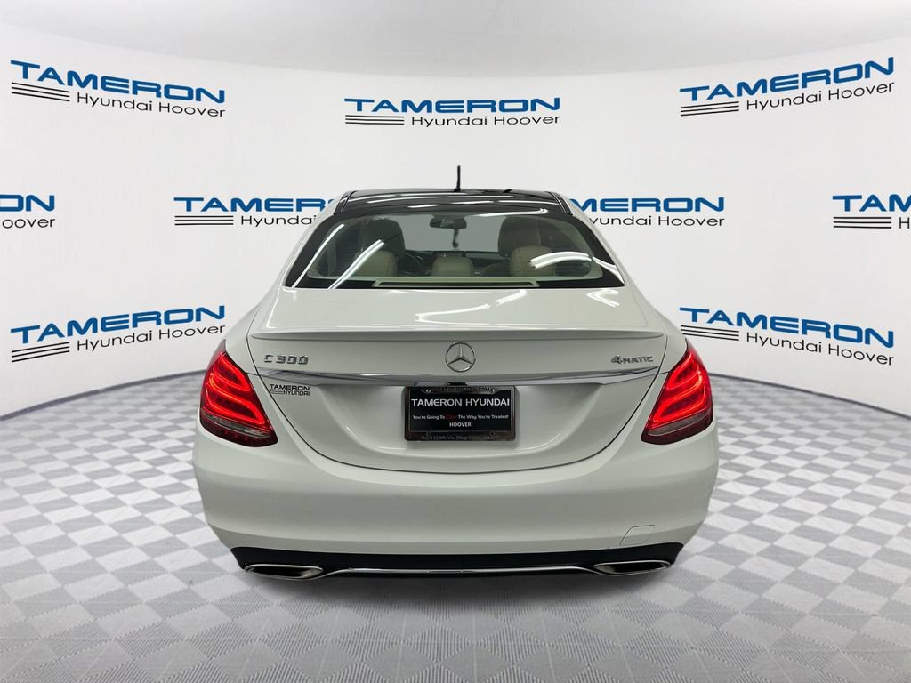 Used 2016 Mercedes-Benz C 300 4MATIC Sedan image 4