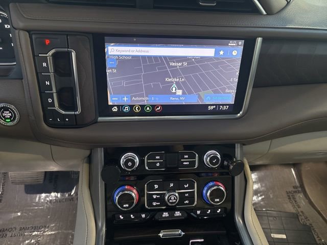 Used 2021 GMC Yukon Denali w/ Denali Premium Package image 23