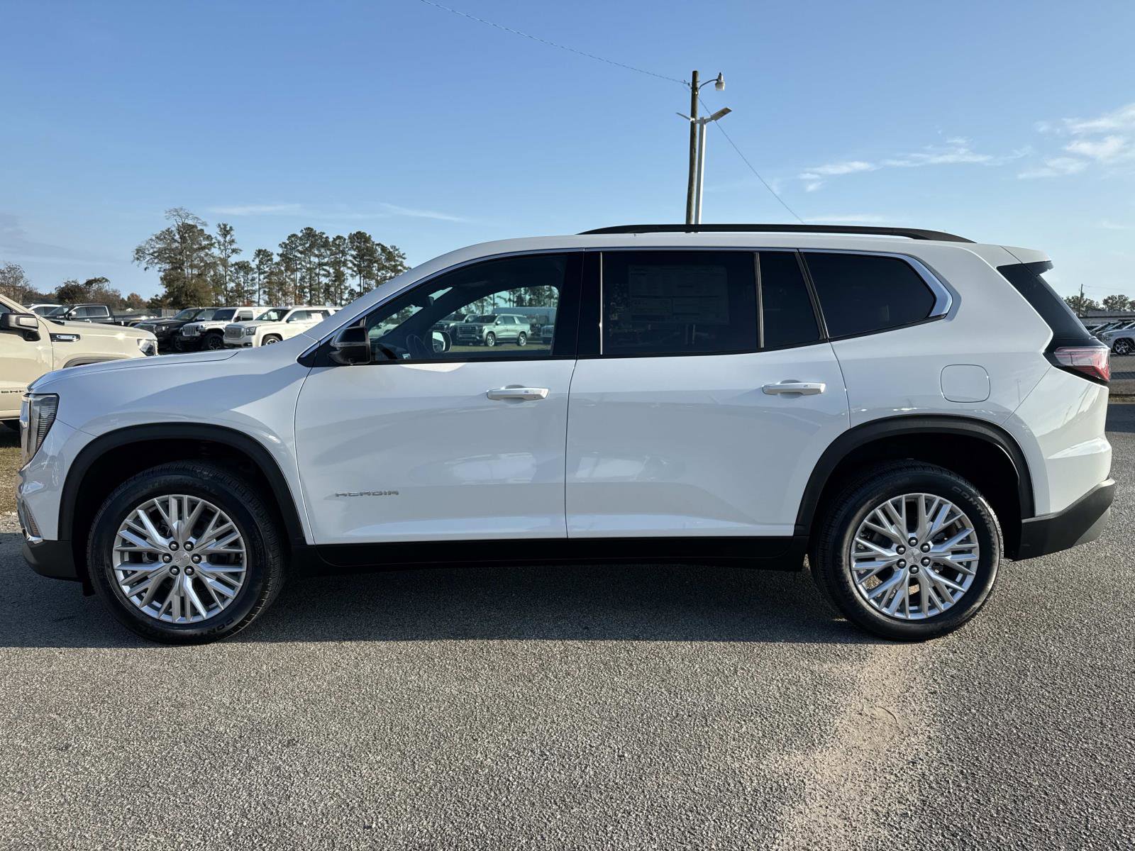 New 2026 GMC Acadia Elevation image 6