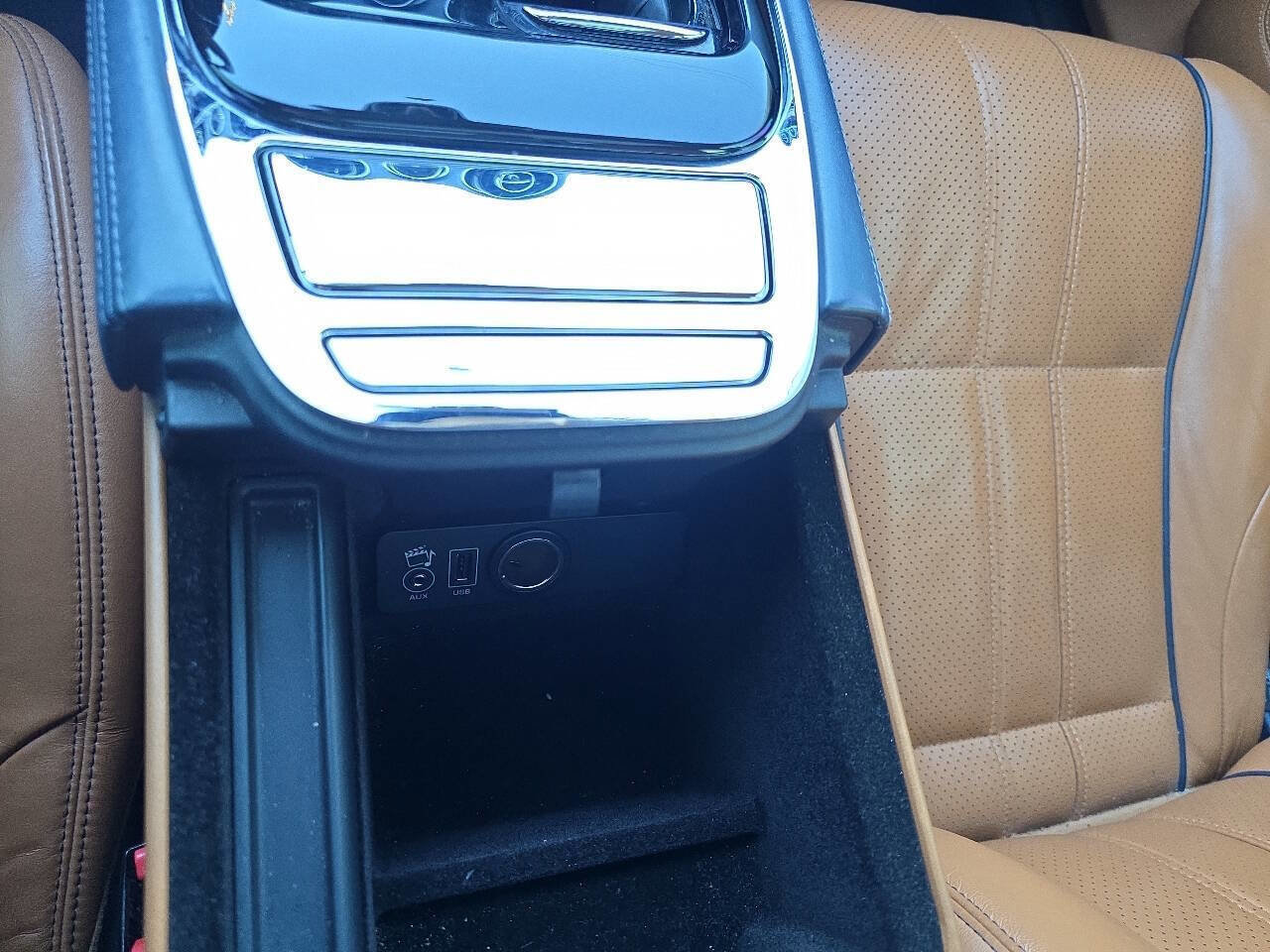 Used 2014 Jaguar XJ L Portfolio image 54