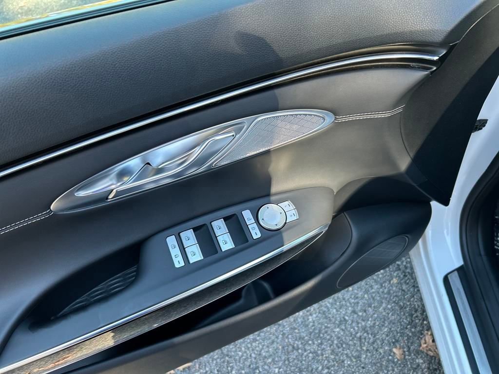 Used 2025 Genesis GV70 2.5T image 15