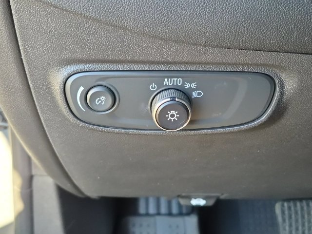 Used 2024 Chevrolet Equinox LT AWD/4WD image 20