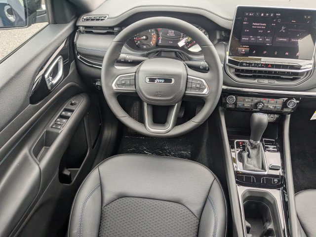 New 2026 Jeep Compass Latitude AWD/4WD image 16