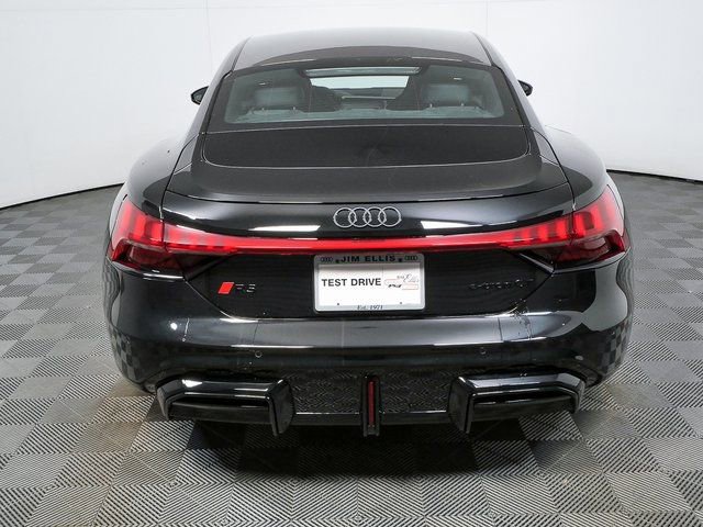 New 2026 Audi RS e-tron GT performance image 29