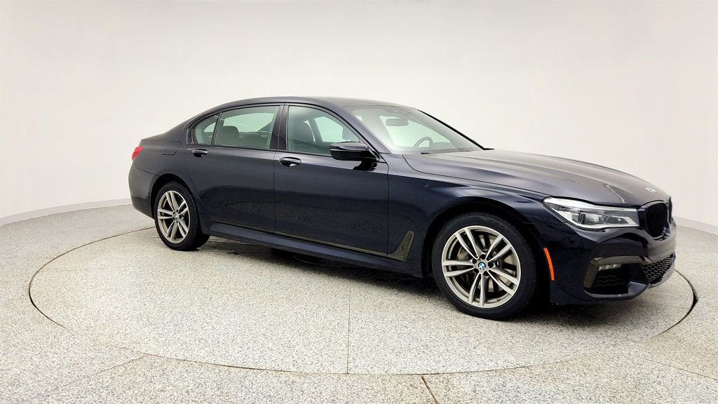 Used 2019 BMW 750i xDrive image 3