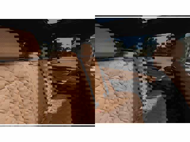 New 2025 BMW X5 xDrive40i image 17