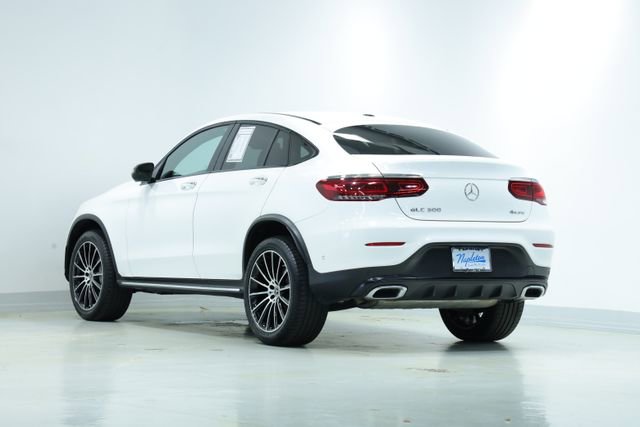 Used 2022 Mercedes-Benz GLC 300 4MATIC Coupe image 6
