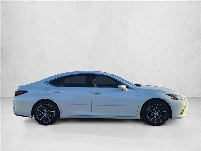 Used 2022 Lexus ES 350 w/ Premium Package FWD image 3