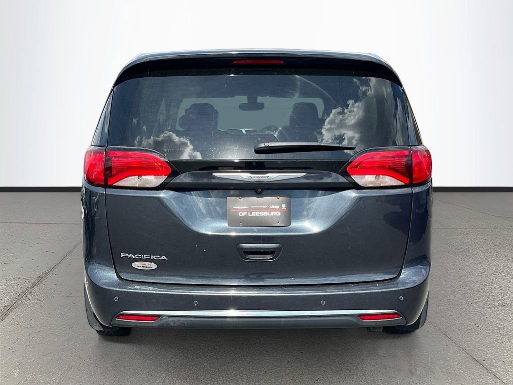 Certified 2020 Chrysler Pacifica Touring image 6