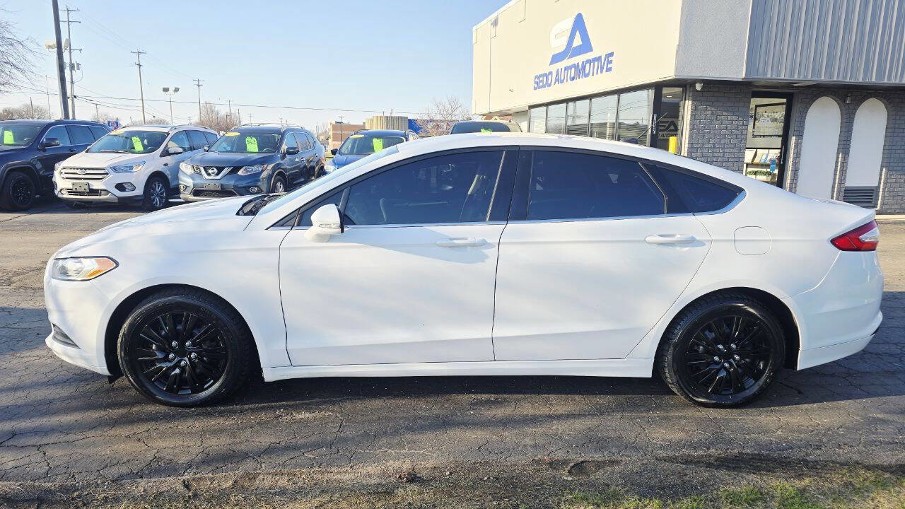Used 2014 Ford Fusion SE FWD image 3
