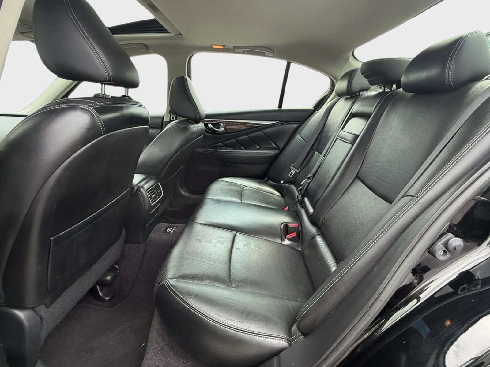 Used 2014 INFINITI Q50 Premium w/ Deluxe Touring Package AWD/4WD image 11
