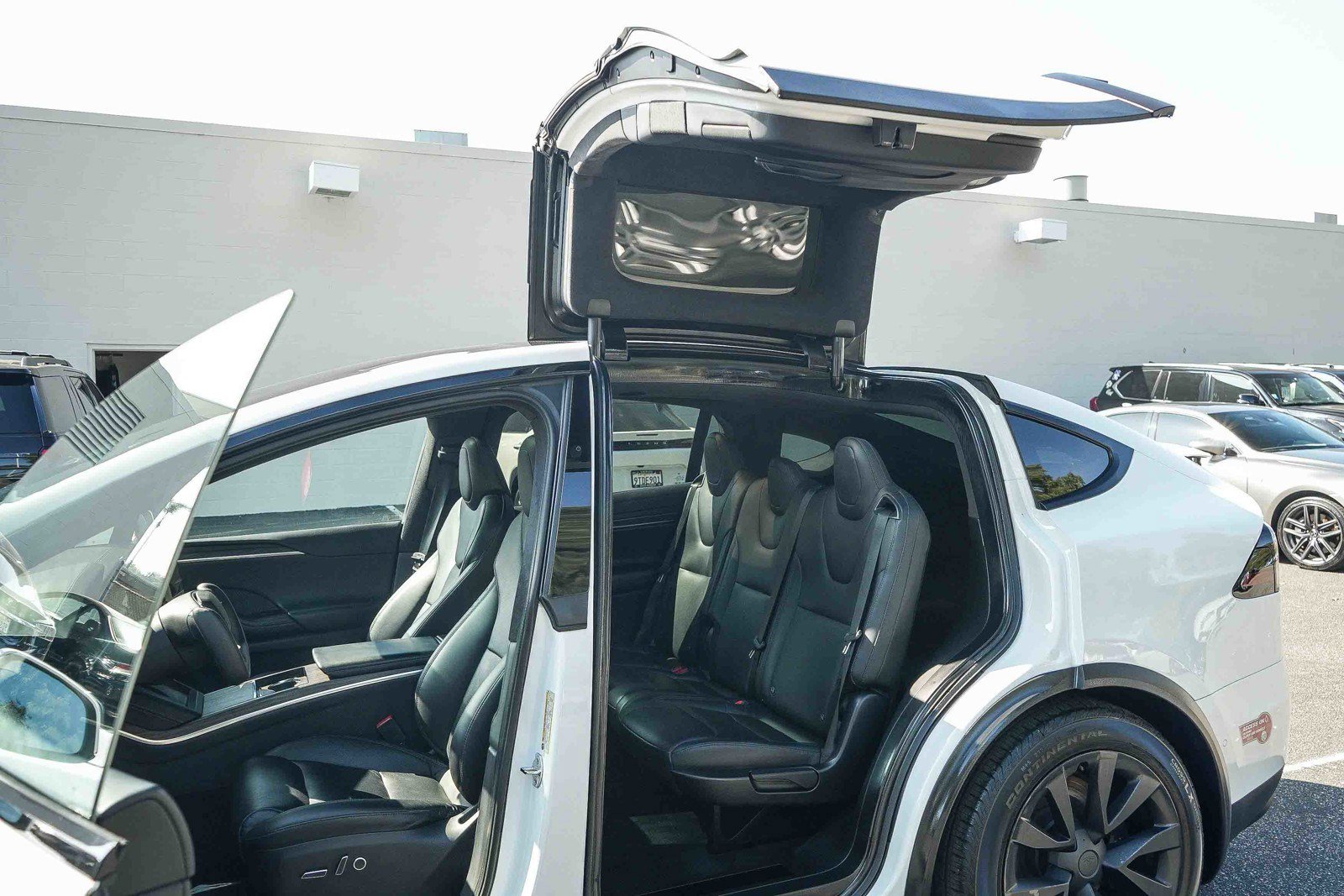 Used 2023 Tesla Model X AWD/4WD image 19