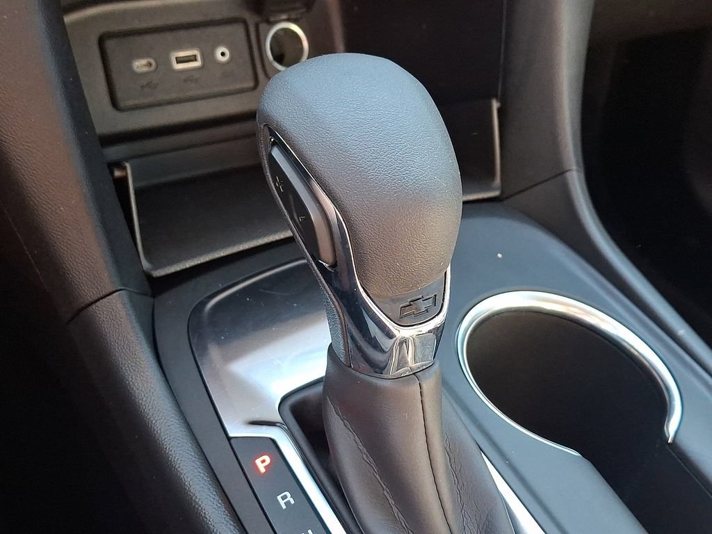 Used 2024 Chevrolet Equinox LS FWD image 15