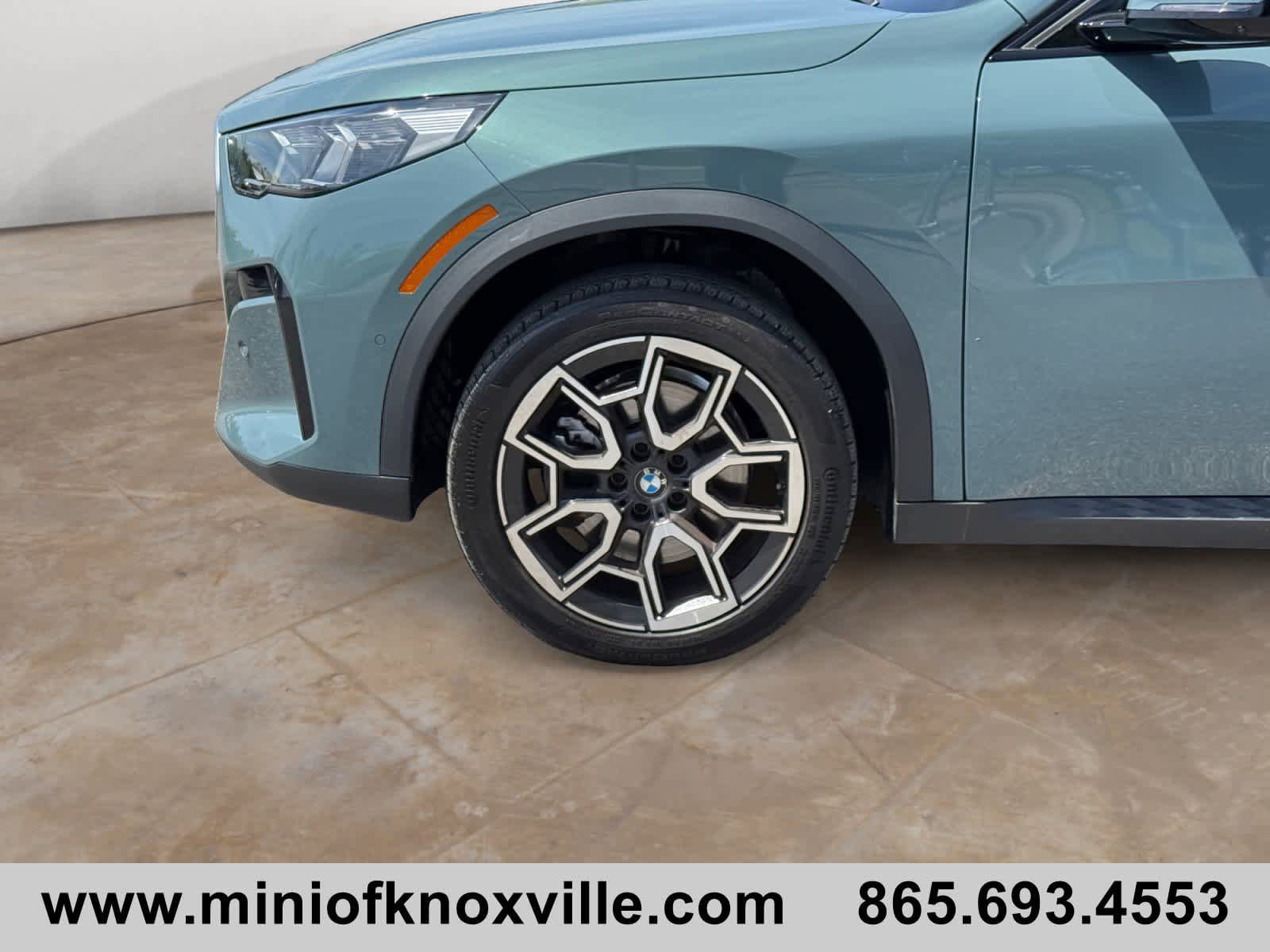 Used 2024 BMW X2 xDrive28i AWD/4WD image 9