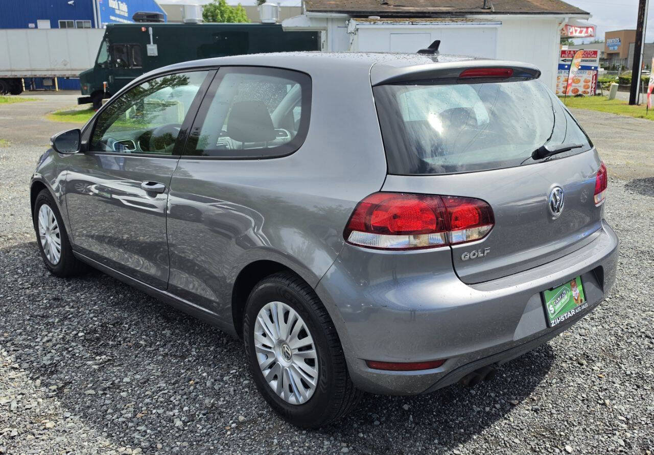Used 2012 Volkswagen Golf 2-Door FWD image 5