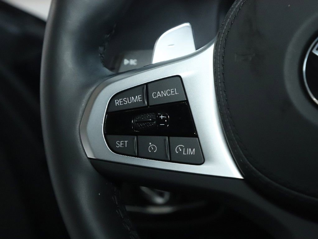 Certified 2022 BMW 540i xDrive w/ M Sport Package image 23