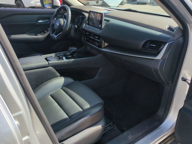 Used 2023 Nissan Rogue SV w/ SV Premium Package FWD image 39