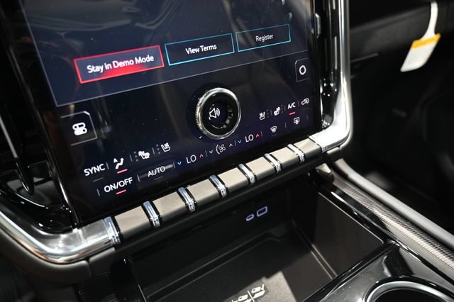 New 2026 GMC Yukon XL Elevation w/ Elevation Premium Package AWD/4WD image 18