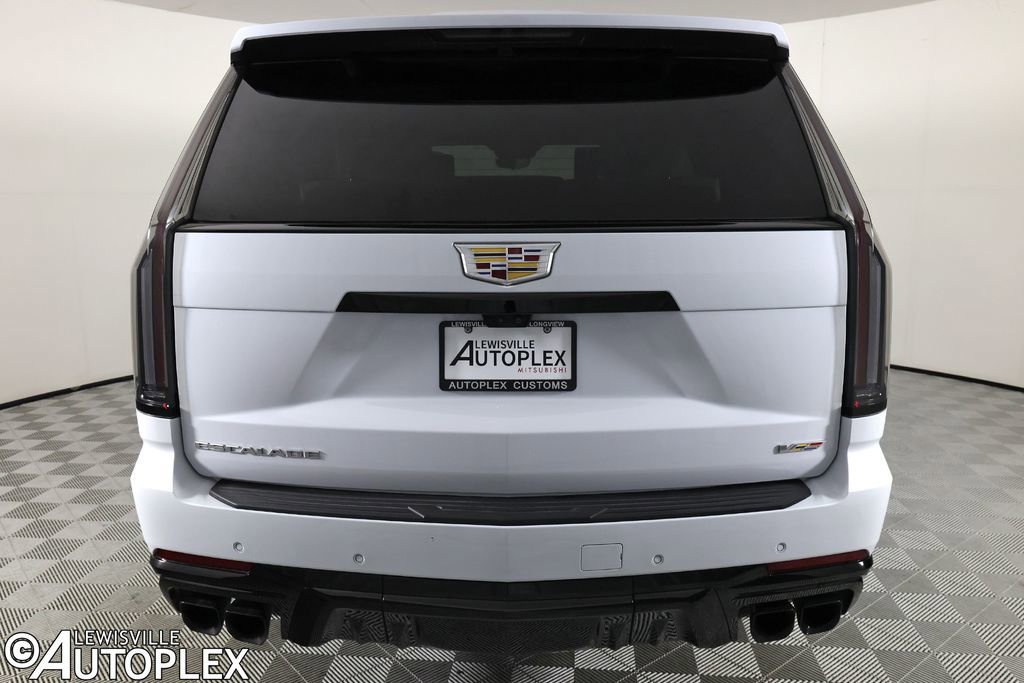 Used 2026 Cadillac Escalade V AWD/4WD image 6