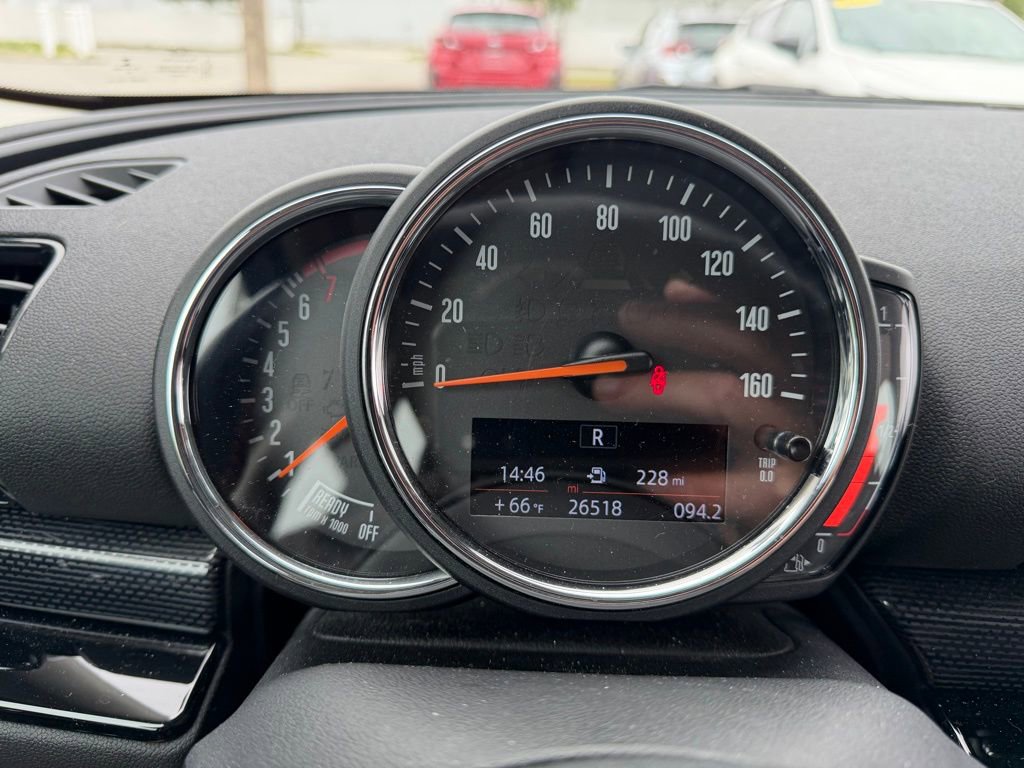 Used 2019 MINI Cooper Clubman S w/ Premium Package image 31