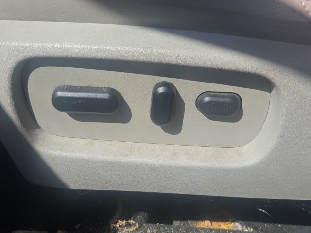 Used 2012 Ford Explorer XLT FWD image 23