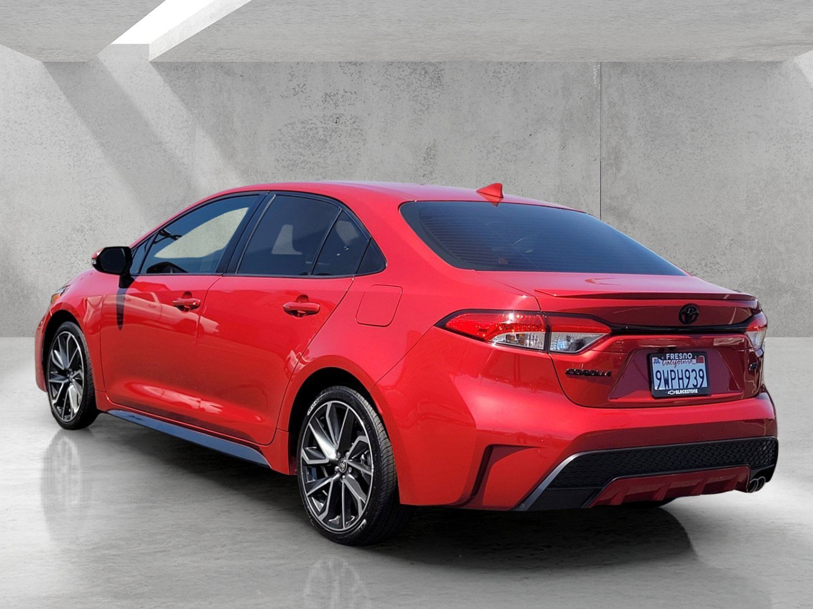 Used 2021 Toyota Corolla SE FWD image 7