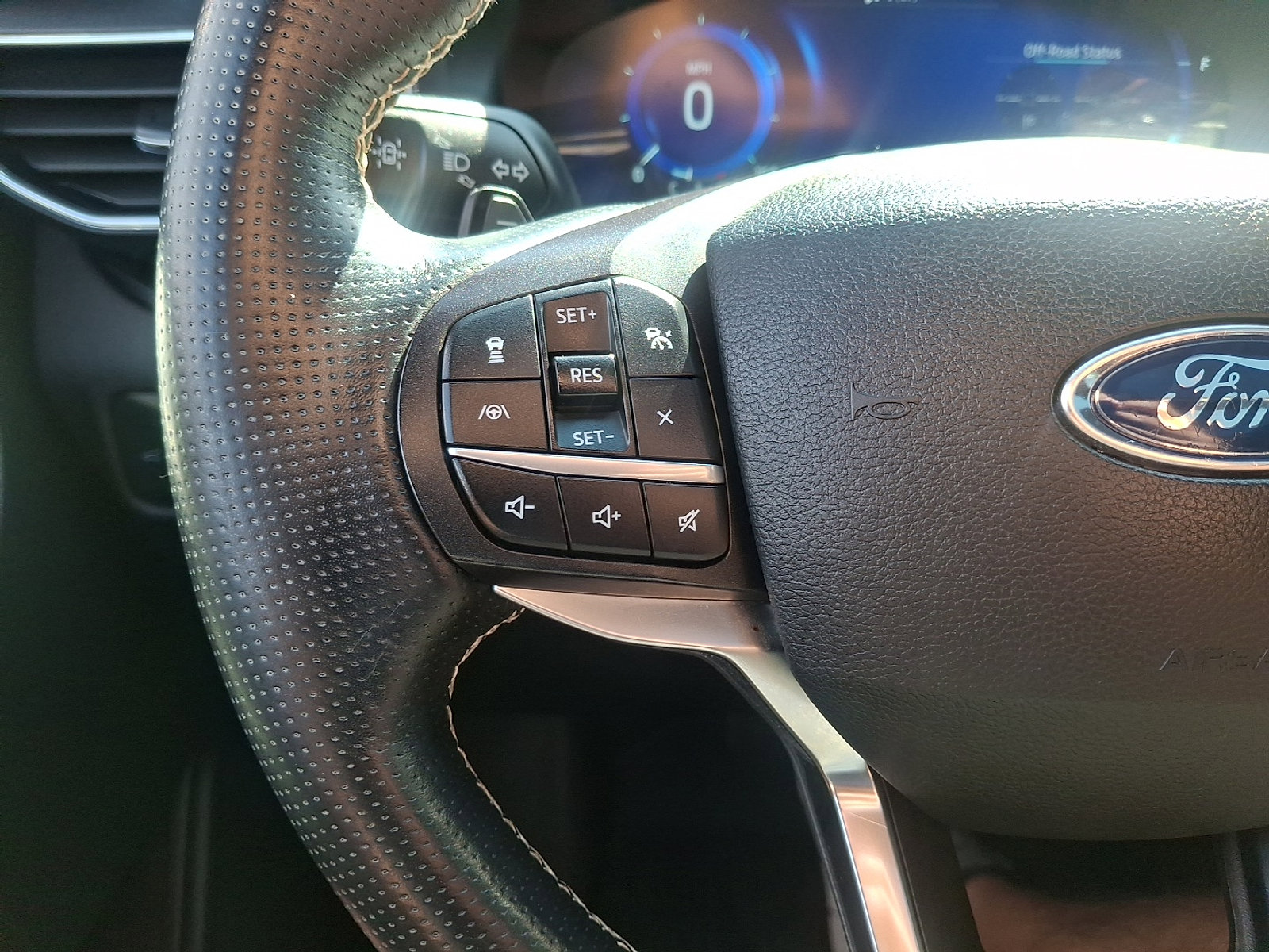 Used 2020 Ford Explorer ST w/ Premium Technology Package AWD/4WD image 23