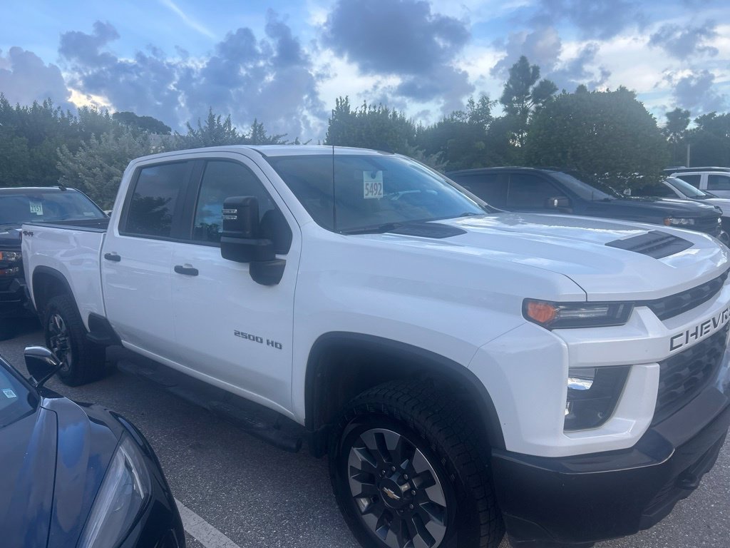 Used 2021 Chevrolet Silverado 2500 Custom w/ Custom Value Package AWD/4WD image 1