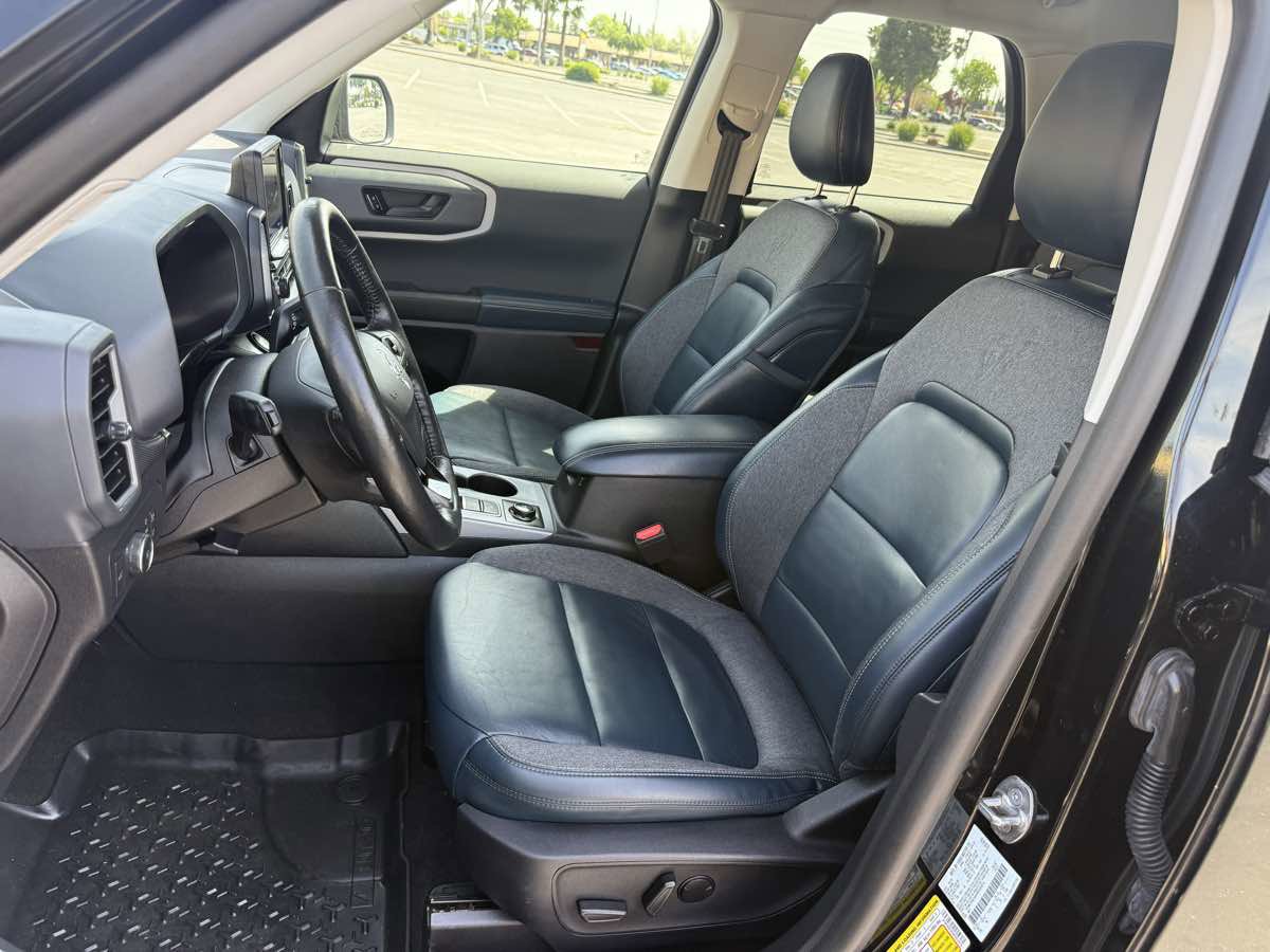 Used 2022 Ford Bronco Sport Outer Banks AWD/4WD image 13