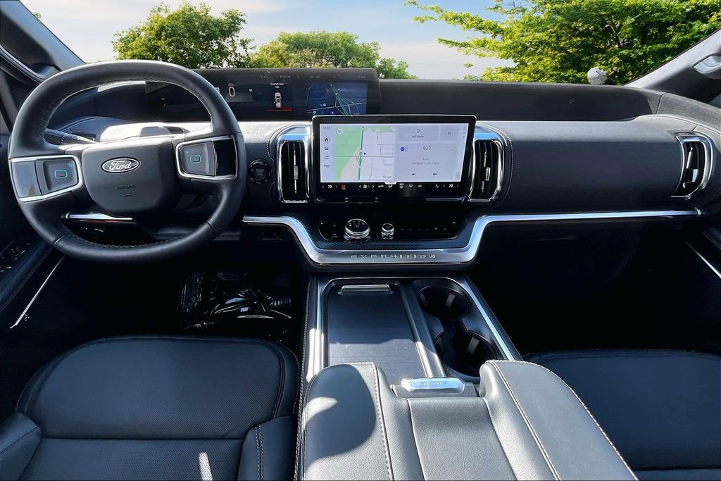 New 2026 Ford Expedition Max Platinum w/ Stealth Performance Package image 5