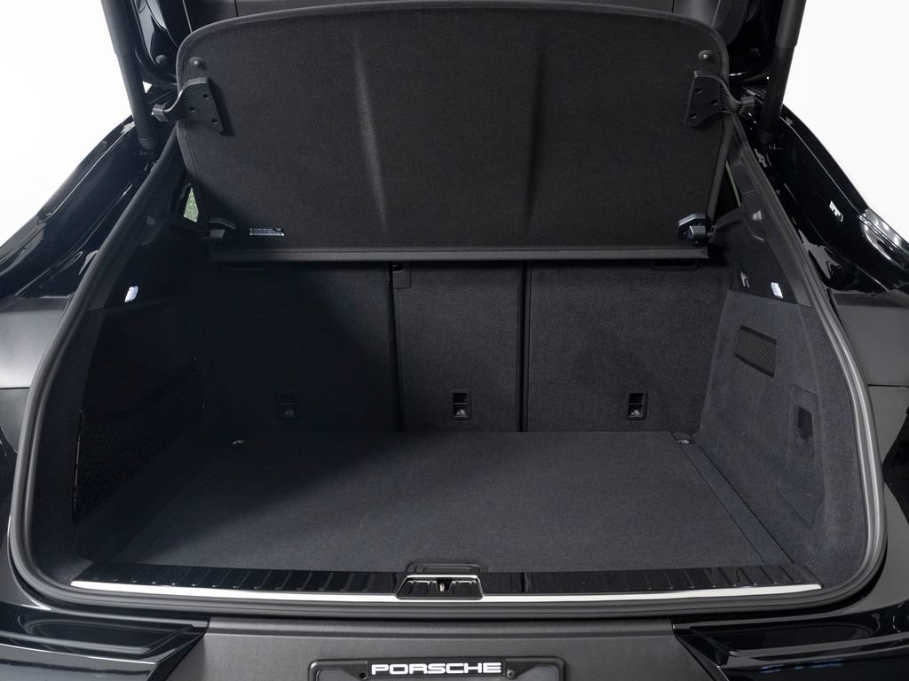 New 2026 Porsche Cayenne Coupe AWD/4WD image 46