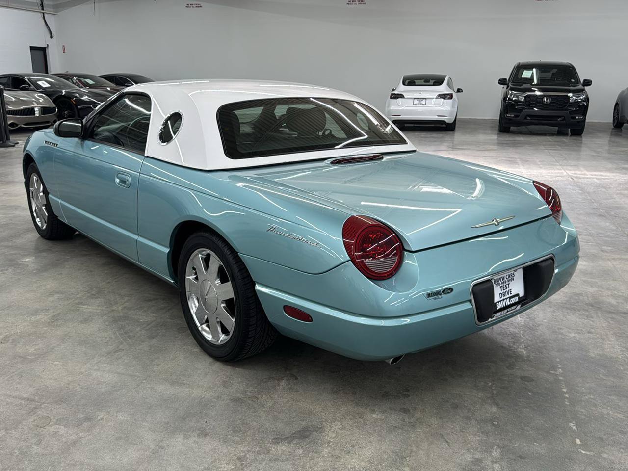 Used 2002 Ford Thunderbird RWD image 10