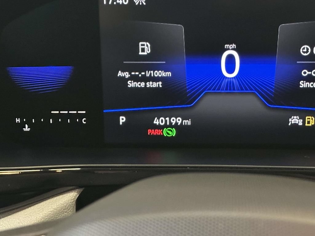 Used 2022 Volkswagen Taos S AWD/4WD image 27