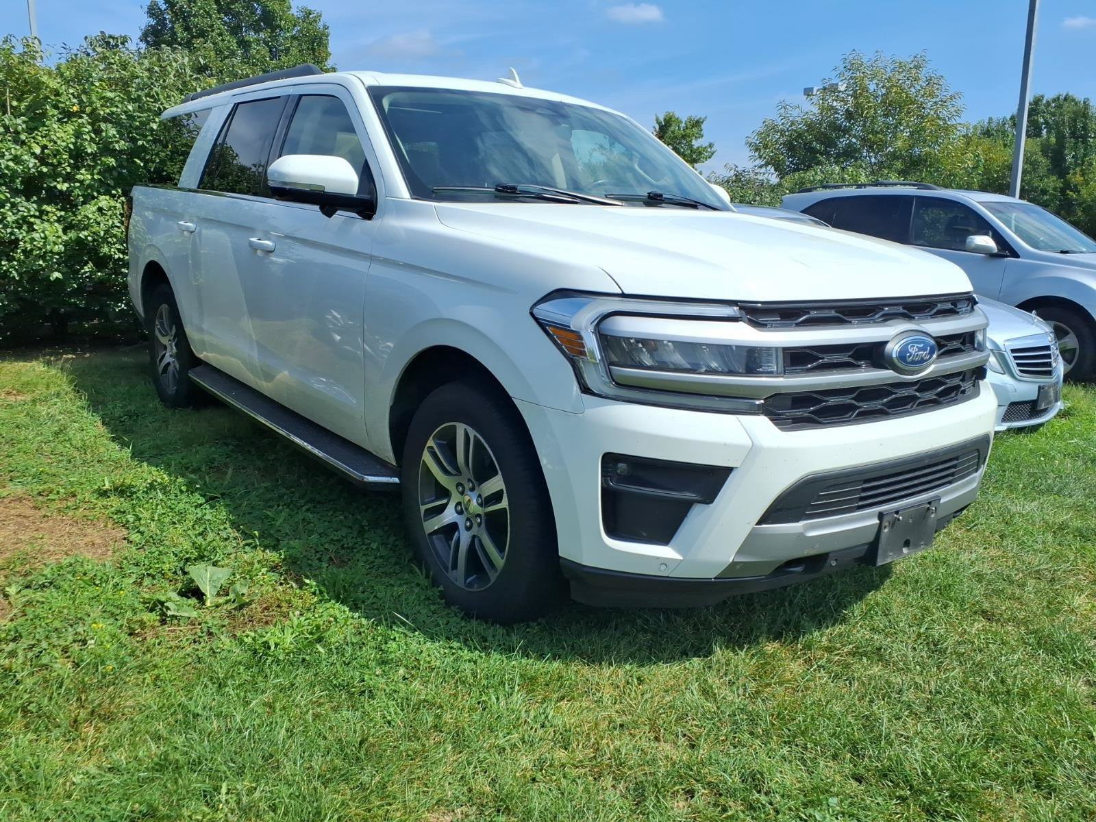 Used 2022 Ford Expedition Max XLT AWD/4WD image 1