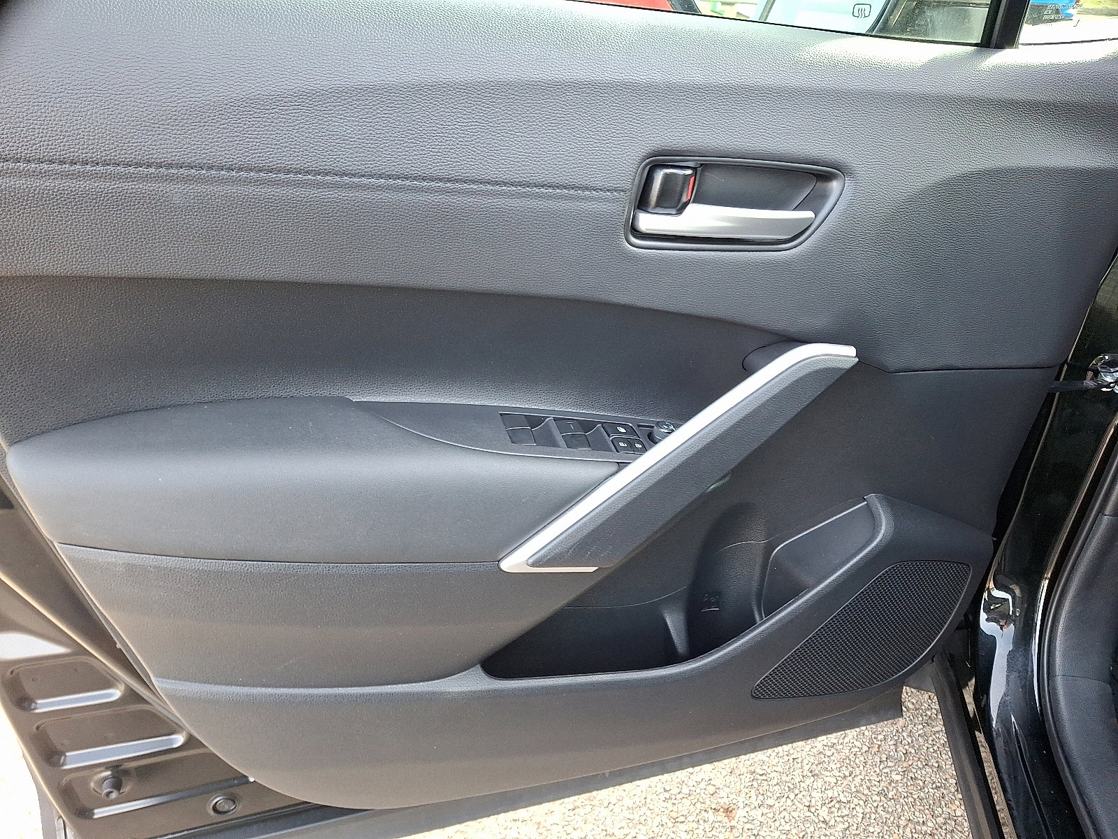 Certified 2023 Toyota Corolla Cross AWD Hybrid image 12