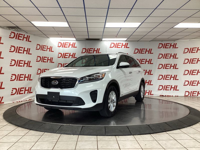 Used 2019 Kia Sorento AWD w/ LX Convenience Package image 3