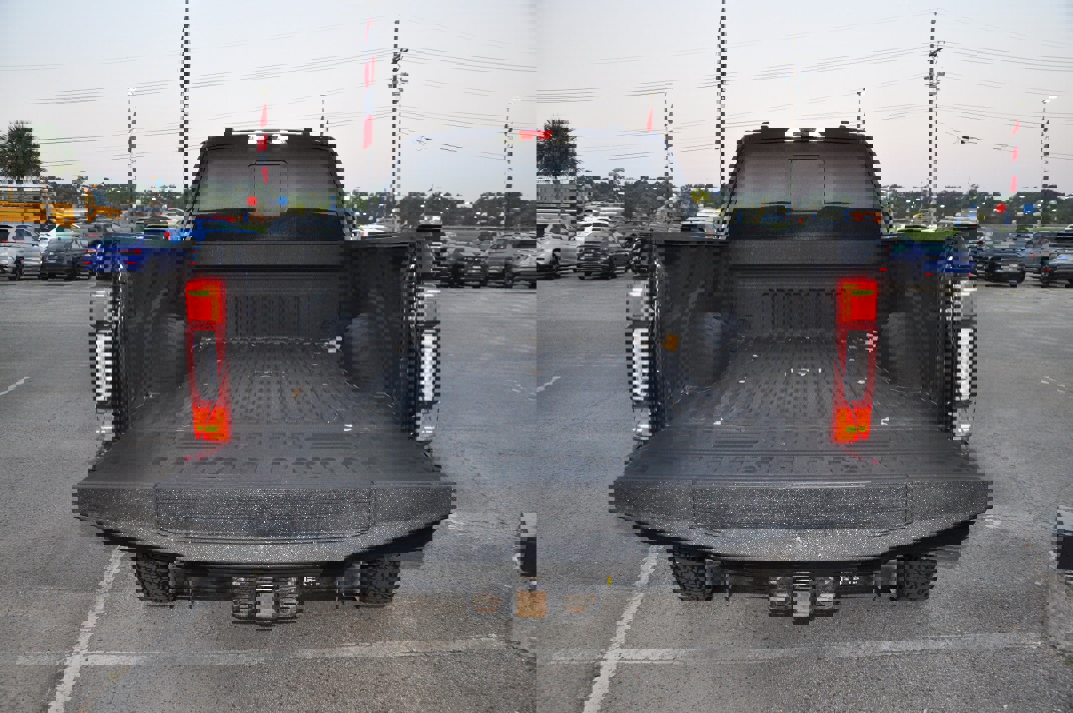 Used 2022 Ford F350 Platinum w/ FX4 Off-Road Package image 21