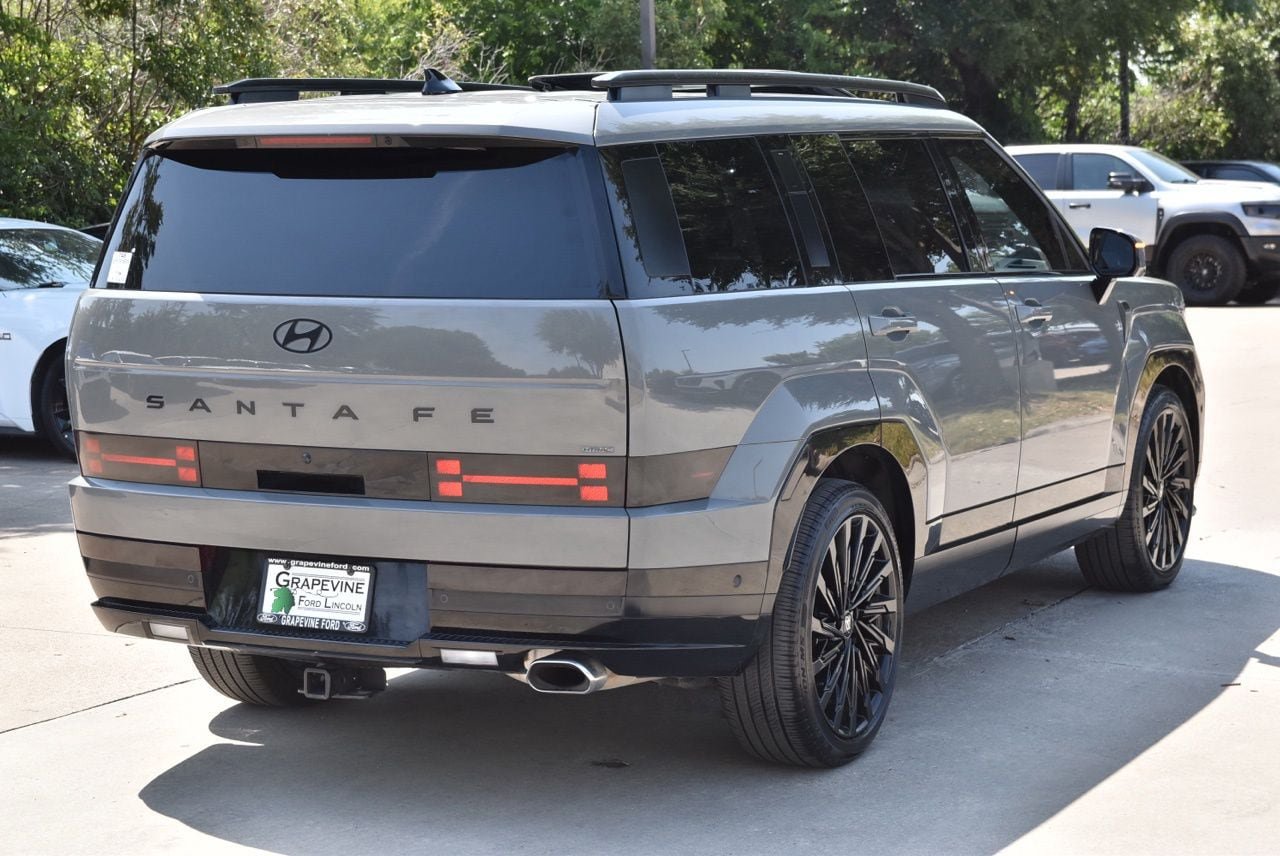 Used 2025 Hyundai Santa Fe Calligraphy AWD/4WD image 8
