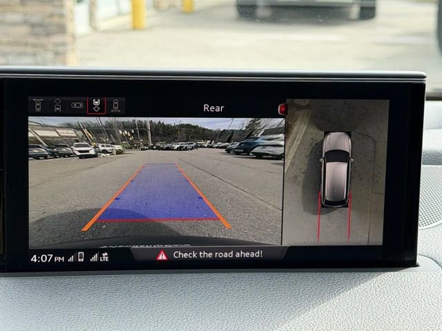 Used 2017 Audi Q7 3.0T Prestige image 32