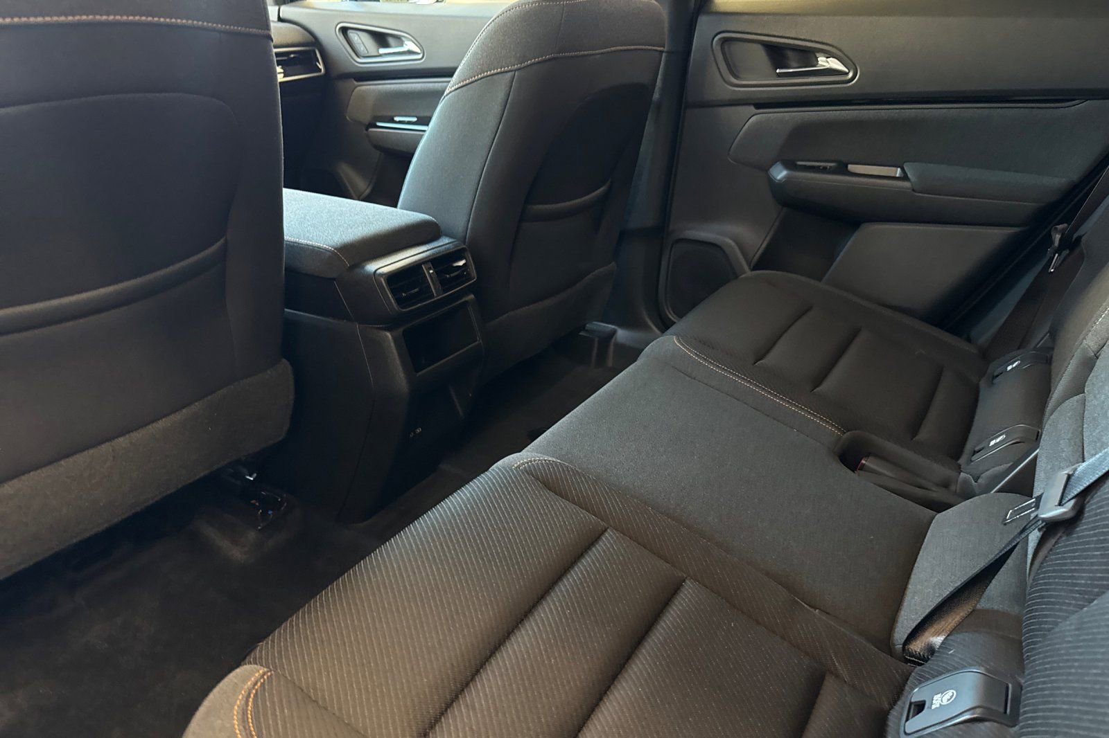 Certified 2025 Honda Prologue EX image 12