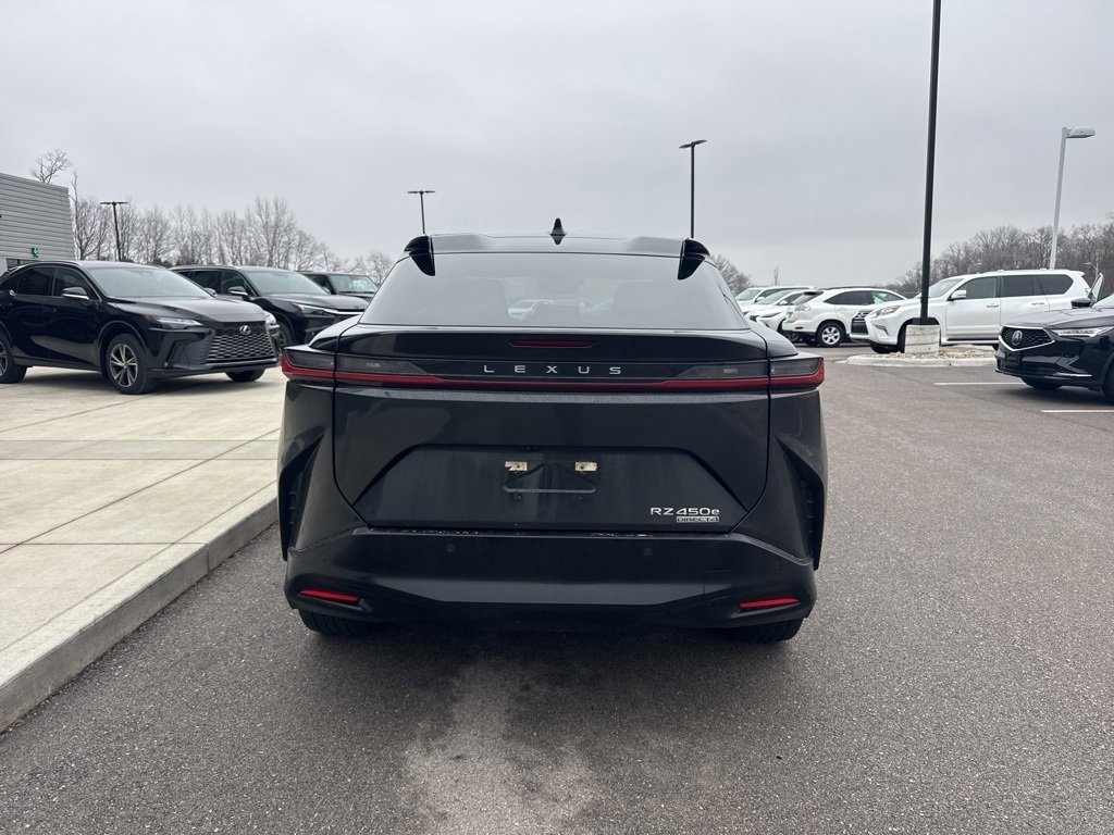 Used 2023 Lexus RZ 450e Premium image 4