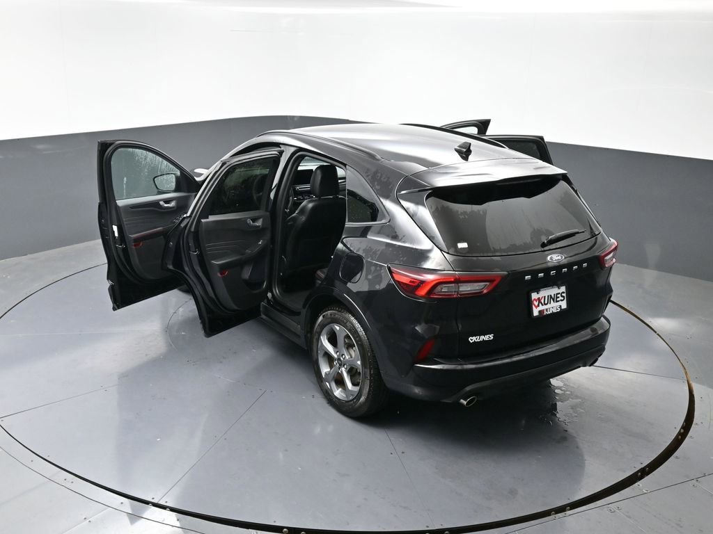 Used 2024 Ford Escape ST-Line image 60