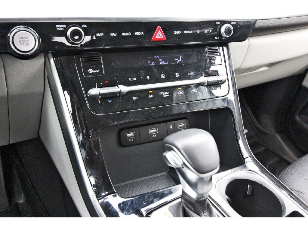 Used 2024 Kia Carnival SX Prestige FWD image 30